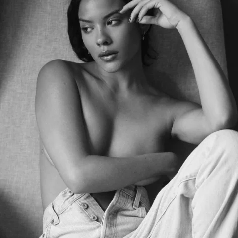 Bella Campos beautiful summer portrait and deep expressive eyes | VaultVenus private collection