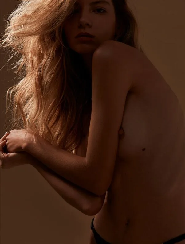 Jaqueline Kravtchenko striking cat eyes and raw carnal exposure | VaultVenus exclusive look