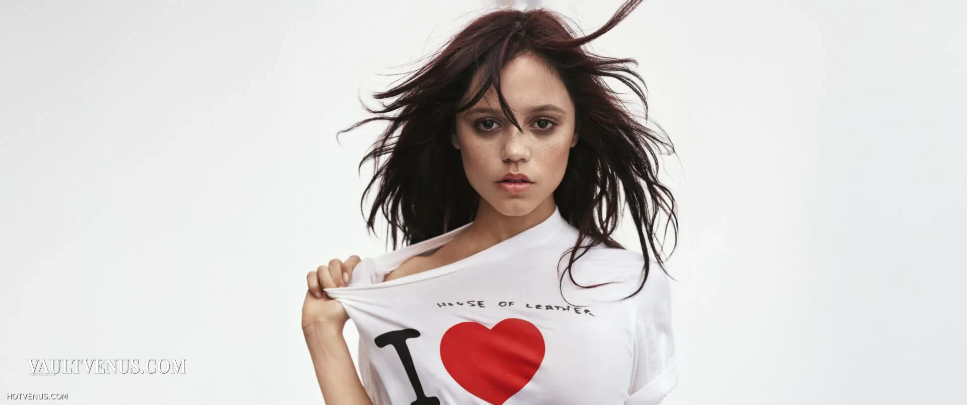 Jenna Ortega  – VaultVenus gallery