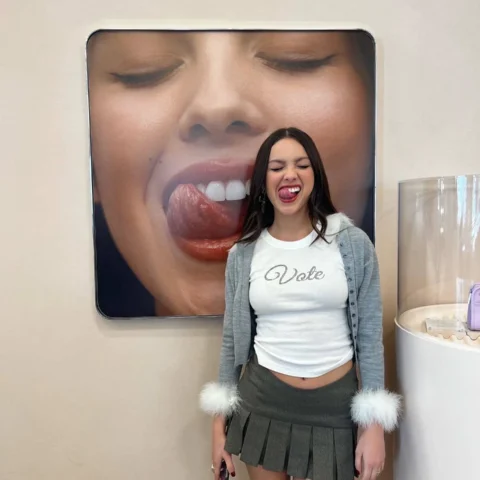 Olivia Rodrigo hot full body silhouette and statuesque feminine allure | VaultVenus exclusive look