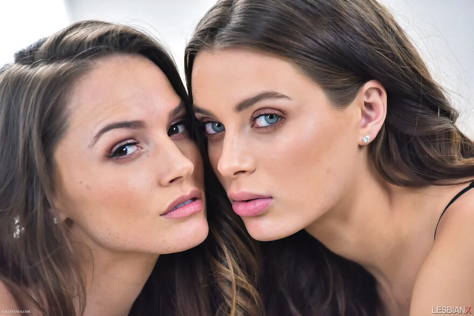 | Vaultvenus Lana Rhoades & Tori Black – The Return bikini swimsuit photo set on VaultVenus