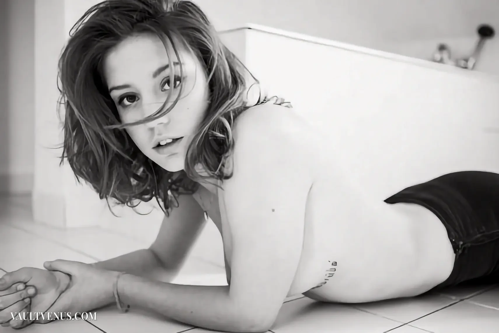 Adèle Exarchopoulos editorial nude photo set on VaultVenus