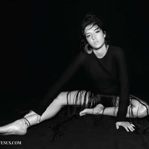 Adèle Exarchopoulos uncensored nude photo gallery on VaultVenus