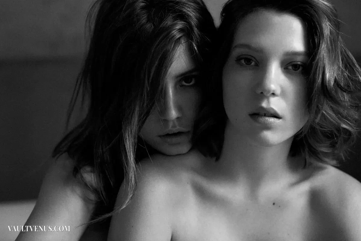 | Vaultvenus Adèle Exarchopoulos nude photo set on VaultVenus
