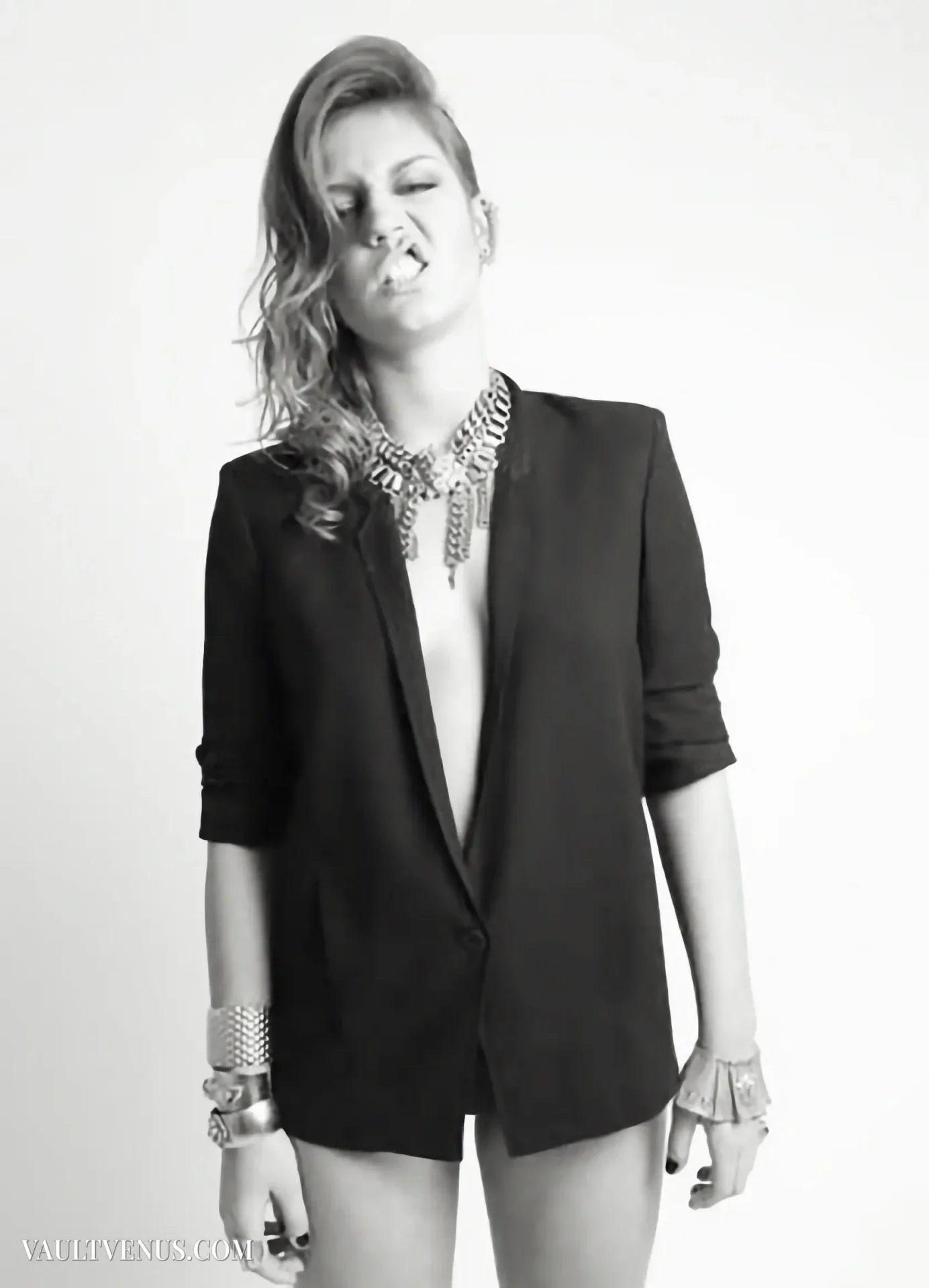 Adèle Exarchopoulos nude gallery on VaultVenus