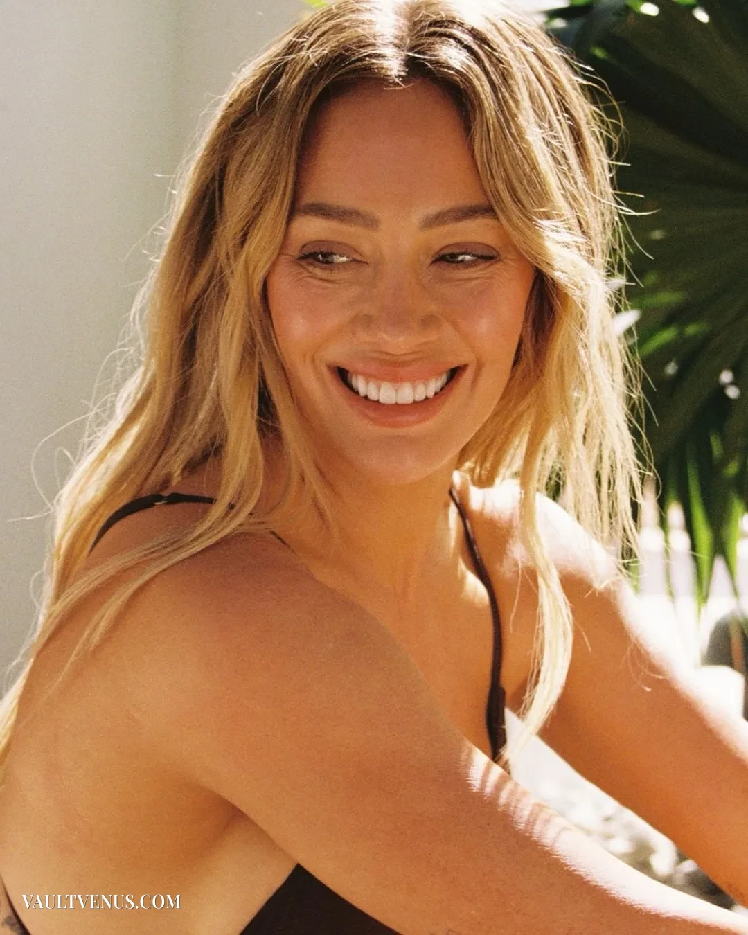 | Vaultvenus Hilary Duff bombshell in Sports Illustrated glamour swimsuit gallery on VaultVenus
