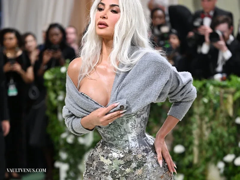 | Vaultvenus Kim Kardashian’s Met Gala Corset Was Painted in a Mechanic Shop celebrity bikini and glamour gallery on VaultVenus